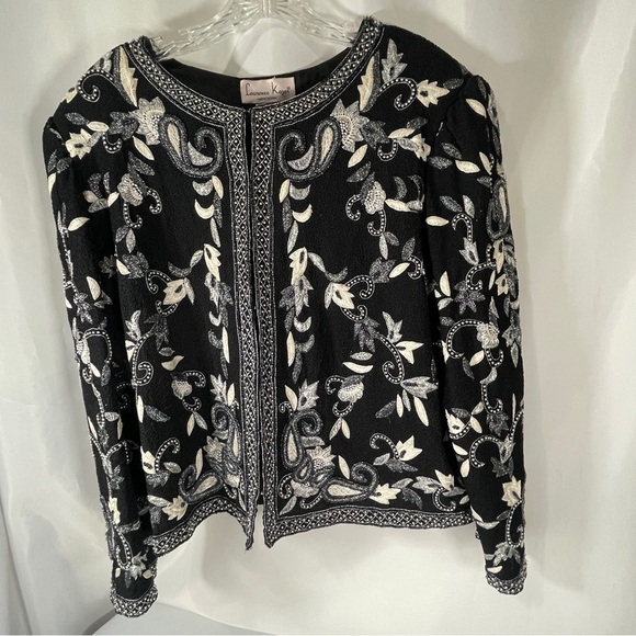 Laurence Kazar Black and White Floral Blazer - Picture 7 of 16